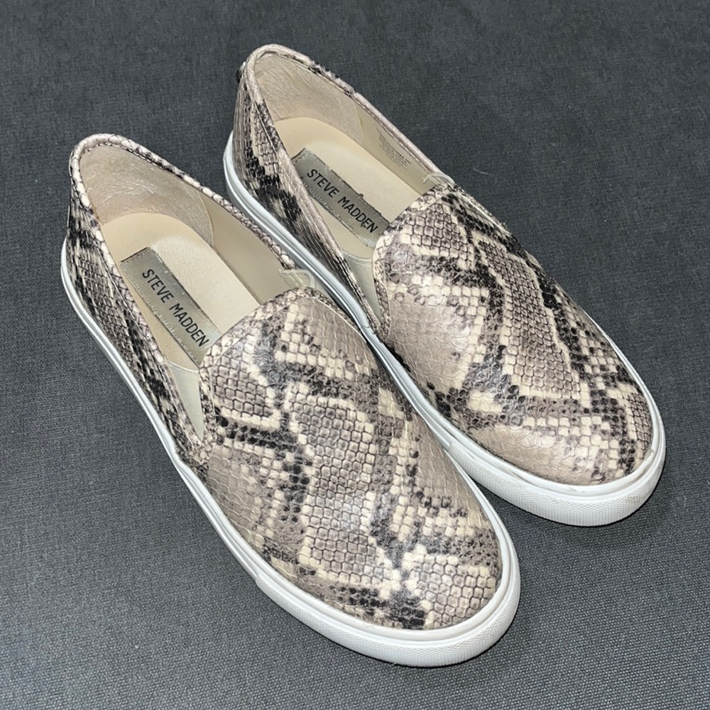 Steve Madden sneakers